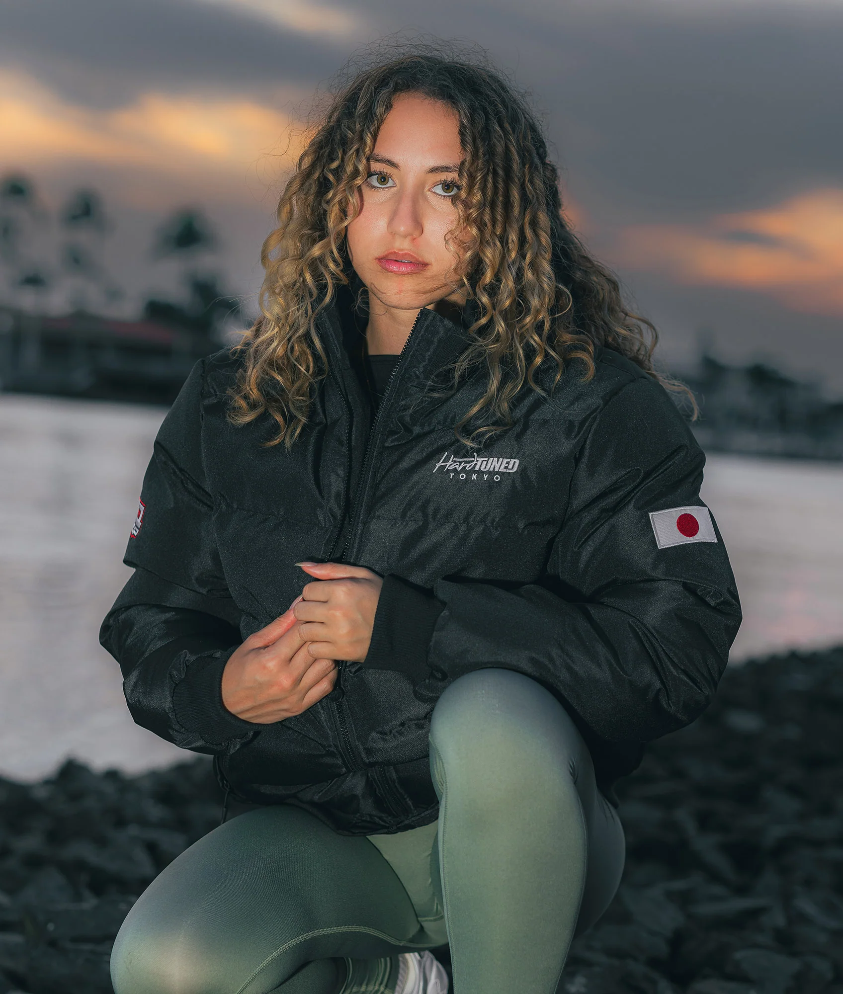 Underground C1 Loop Puffer Jacket - Image 9